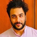 Vijay Sathya als Madhi