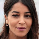 Leïla Bekhti als Lou