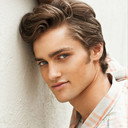 Alex Heartman als Jayden