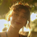 Hazal İnak als Hazal