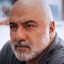 Farhad Ghaemian als Mansur