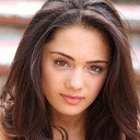 Laurel Astri als Young Lotusia