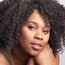 Ta'rea Campbell als Patty's Mom