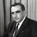 Edward Teller als Self - Theoretical Physicist (archive footage)