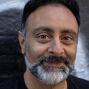 Rajeev Varma als Salim