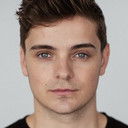 Martin Garrix als Self