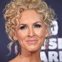 Kimberly Schlapman als Self