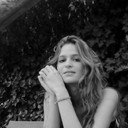 Kate Pittard als Candace Baker