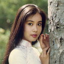Tuyết Ngân als Happy Woman