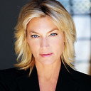 Donna W. Scott als Darlene