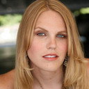 Jill Hoiles als Grace McDowell