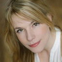 Cécilia Cara als Louise Garnier