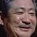 Chao Chun als 老大 / Big Brother