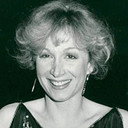 Cheryl Campbell als Lady Alice Clayton