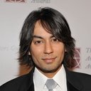 Vik Sahay als Male Assistant