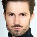 Matt Beurois als 