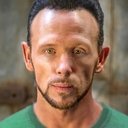 Sebastian James als SWAT Guy