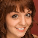 Caitlynne Medrek als Claire