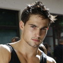 Jamie Jewitt als Doorman 1