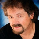 Dave Barker als Man at Bar (uncredited)