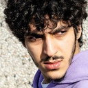 Idries Bensbaho als Yassin