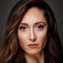 Deniz Gündoğdu als Ayten