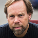 Blair Young als Dr. Hall