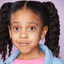 Lyric Monet Page als Peachy