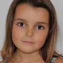 Ambre Hasaj als Chantal (age 3-5)