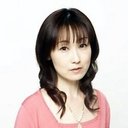 Yuri Amano als Hitomi (voice)