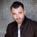 Mathew Layton als Jack Kelly