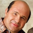 Robert Costanzo als Sidney Tomashefsky