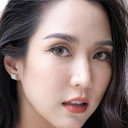 Akhamsiri Suwanasuk als Thip