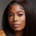 C.C. Taylor als Lisa James