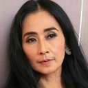 Ayu Laksmi als Mawarni Suwono