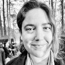 Jackie DeGraaff als Self - Associate Producer