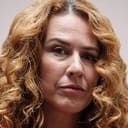 Lucía Quintana als Milagros Torregrosa Torralba