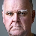 Trevor Cooper als Angry Resident