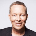 Patrik Larsson als Karsten Torebjer