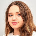 Patricia Arbúes als Valeria Montero