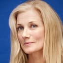 Joely Richardson als Jo Wilder