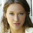 Sydney Ray als Toni