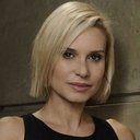 Paula Burlamaqui als Valquíria