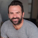 Chad Sanders als Detective Winters