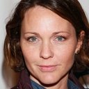 Kelli Williams als Lucy