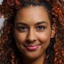 Asia Marie Hicks als Julian