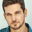 John Stevenson als Stu