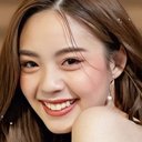 ฟาติมา เดชะวลีกุล als Ann