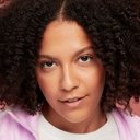 Edith Simone Morales Sen als Shanti