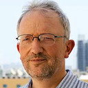 Tim Mackintosh-Smith als Host